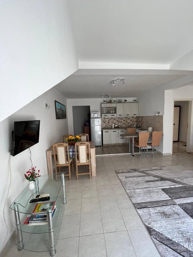 Apartment Azalea Of Budva Exteriér fotografie